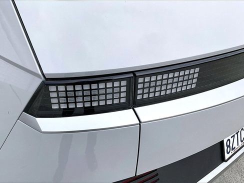 Used 2022 Hyundai Ioniq 5 SE w/ Cargo Package image 33