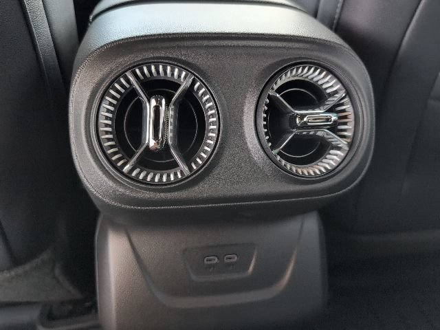 New 2026 Chevrolet Blazer EV LT AWD/4WD image 6