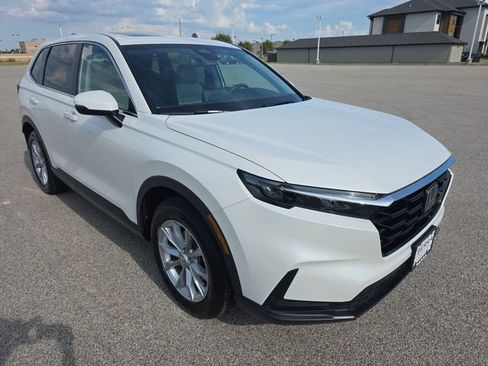 Used 2025 Honda CR-V EX image 15
