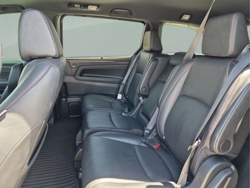 Certified 2024 Honda Odyssey Sport image 17