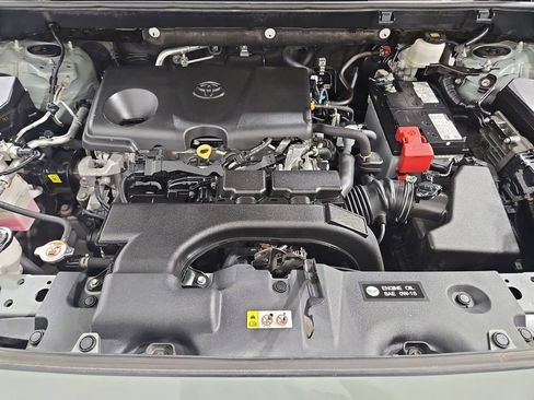 Used 2021 Toyota RAV4 XLE w/ Convenience Package AWD/4WD image 22