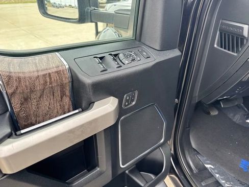 Used 2019 Ford F450 Lariat w/ Chrome Package AWD/4WD image 29