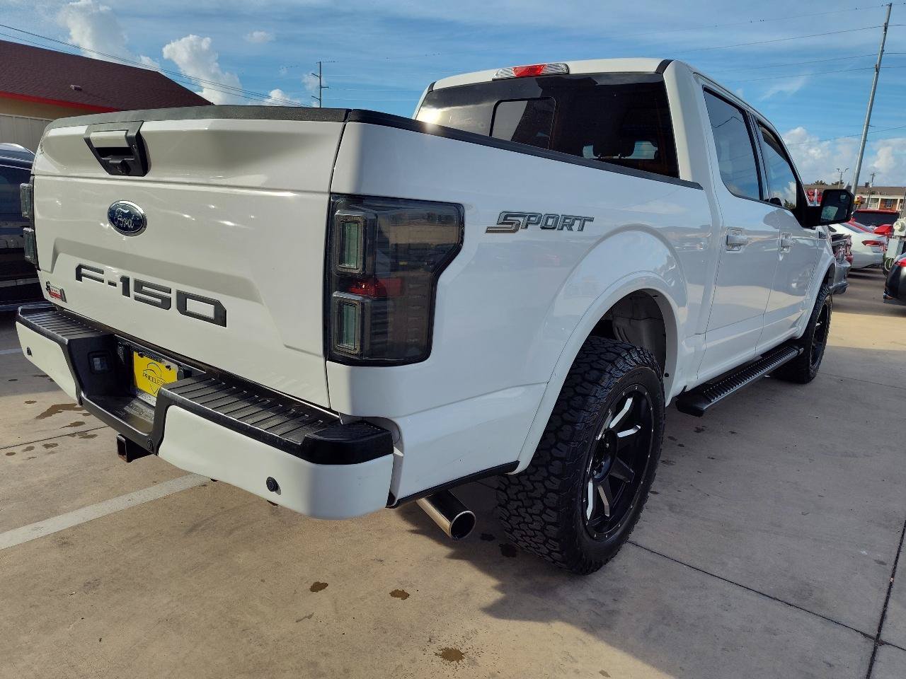 Used 2018 Ford F150 XLT w/ Equipment Group 302A Luxury RWD image 4