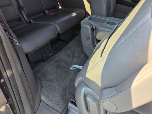 Used 2014 Honda Odyssey EX-L image 40