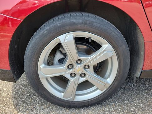 Used 2019 Chevrolet Volt LT w/ Power Convenience Package FWD image 25