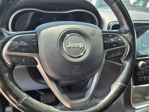 Used 2020 Jeep Grand Cherokee Limited AWD/4WD image 25