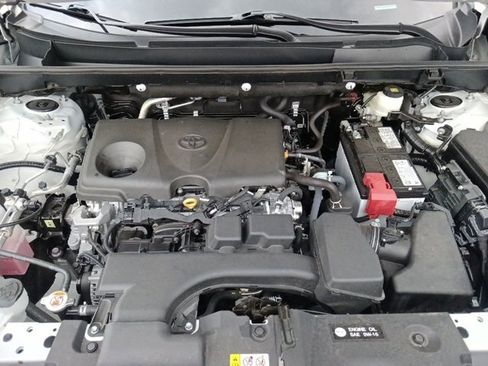 Used 2024 Toyota RAV4 XLE image 32