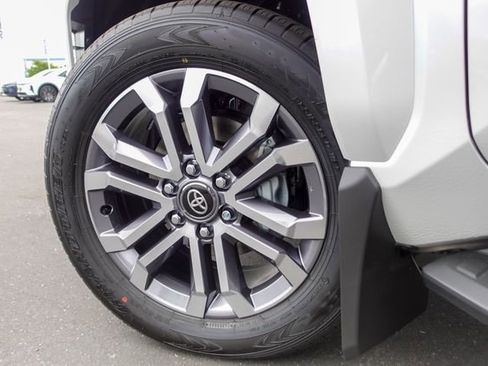 New 2026 Toyota 4Runner Limited AWD/4WD image 12