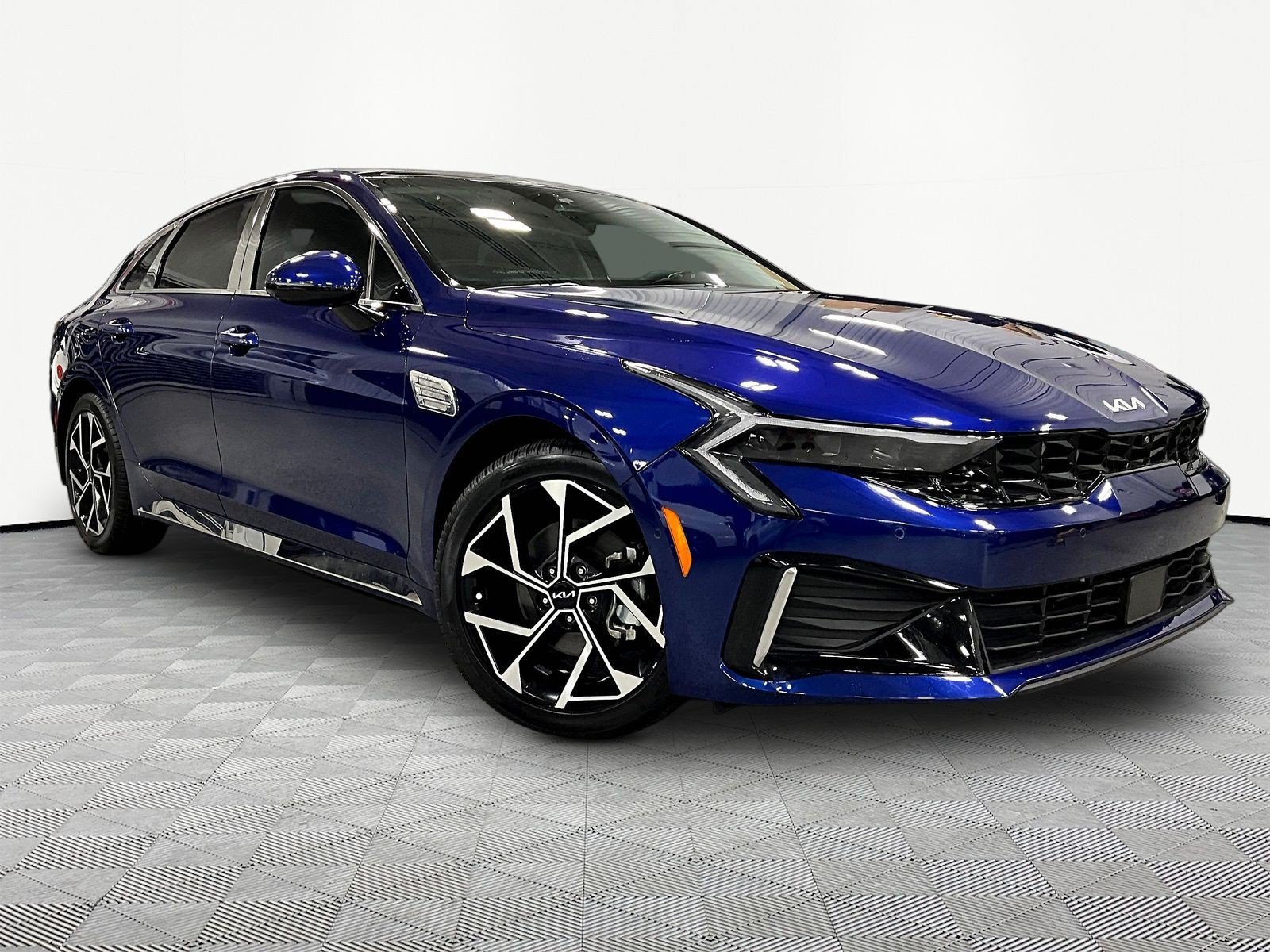 Used 2025 Kia K5 EX FWD image 3