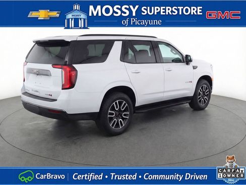 Certified 2024 GMC Yukon AT4 AWD/4WD image 11