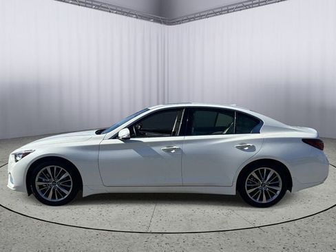 Certified 2024 INFINITI Q50 Luxe RWD image 3