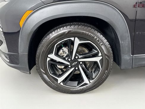 Used 2023 Chevrolet TrailBlazer RS w/ Convenience Package image 44