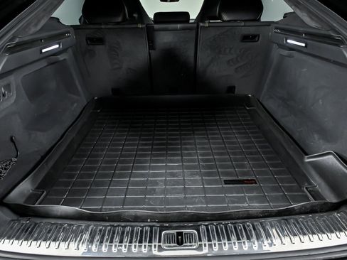 Used 2019 Lamborghini Urus image 16