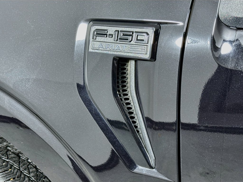 Used 2025 Ford F150 Lariat AWD/4WD image 11