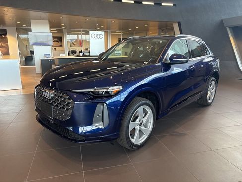 New 2025 Audi Q5 Premium Plus image 3