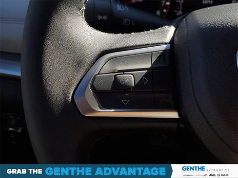 Used 2026 Jeep Compass Limited image 15