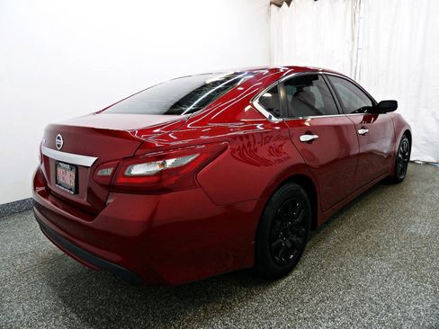 Used 2018 Nissan Altima 2.5 S w/ S Convenience Package FWD image 6