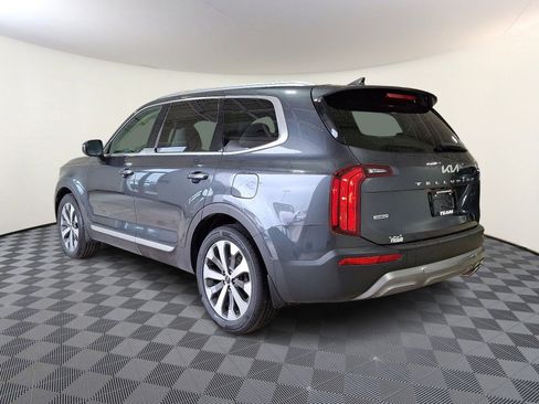 Used 2022 Kia Telluride S image 5