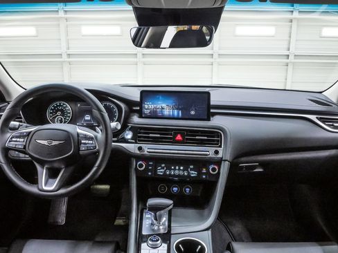 Certified 2026 Genesis G70 2.5T AWD/4WD image 15