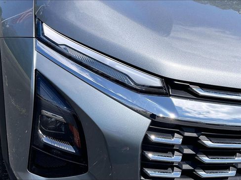 Used 2026 Chevrolet Equinox LT FWD image 26