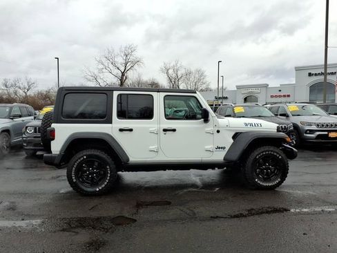 Certified 2023 Jeep Wrangler Unlimited w/ Cold Weather Group image 8
