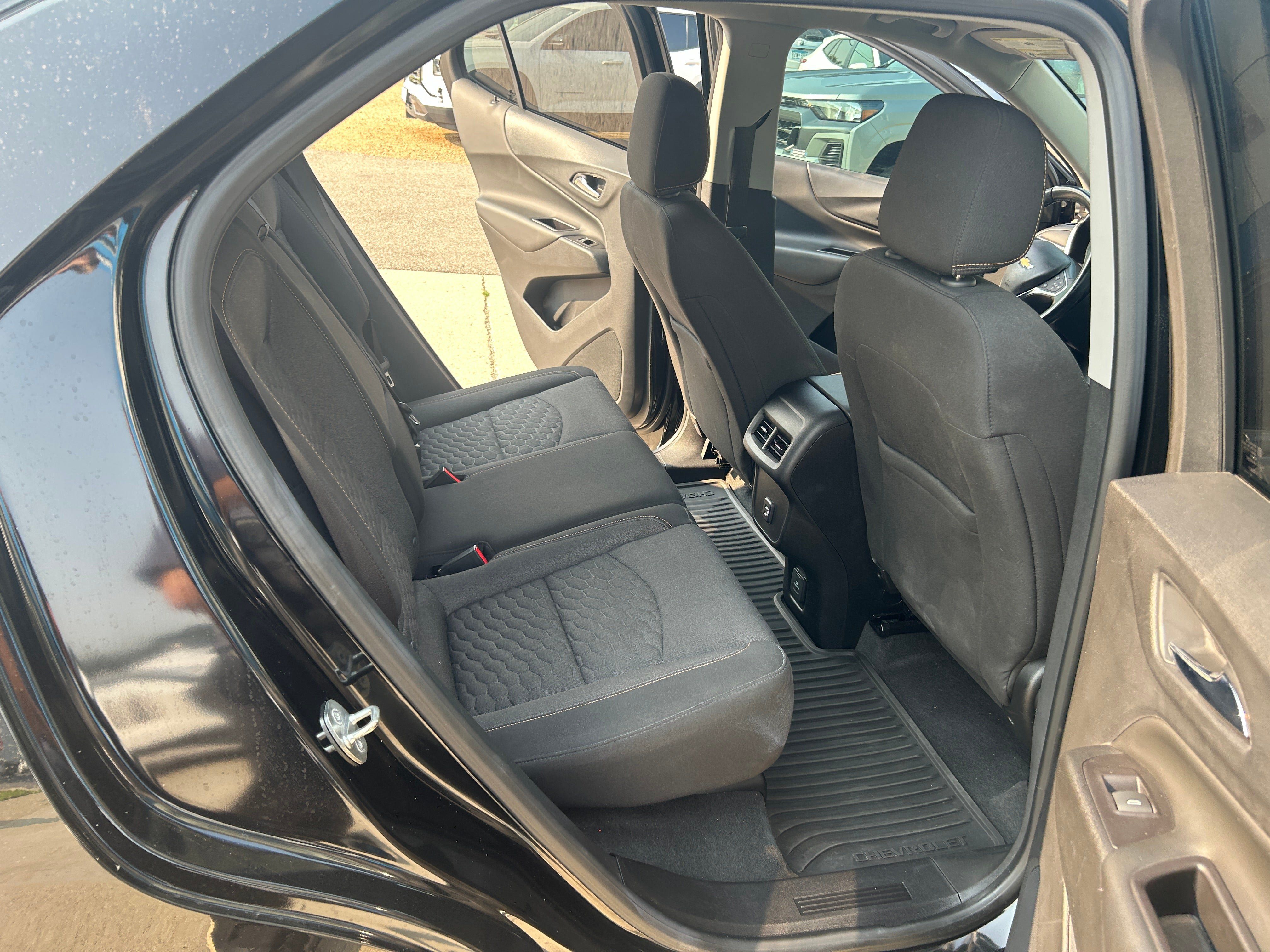 Used 2019 Chevrolet Equinox LT FWD image 33