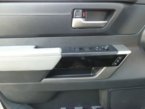 Used 2025 Toyota Tundra Limited image 54