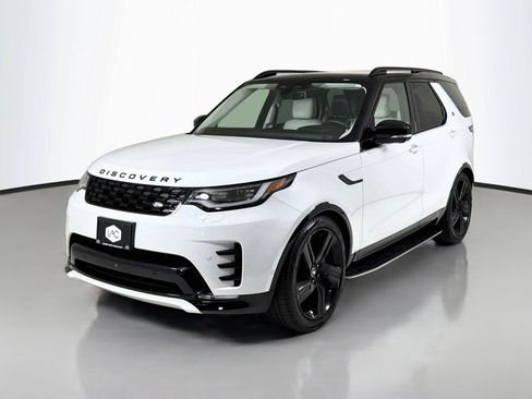 Used 2025 Land Rover Discovery Dynamic SE AWD/4WD image 10