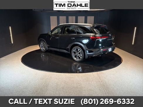 Used 2023 INFINITI QX60 Luxe AWD/4WD image 3