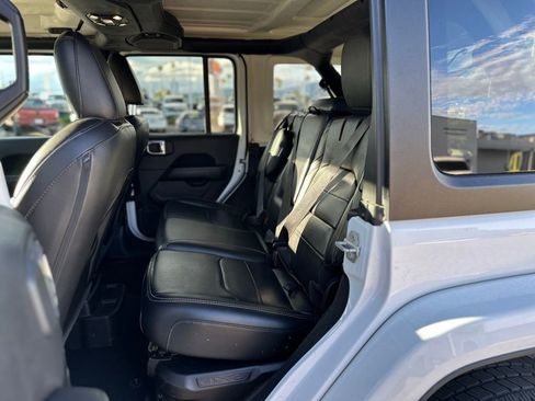 Used 2023 Jeep Wrangler Unlimited Sahara image 4