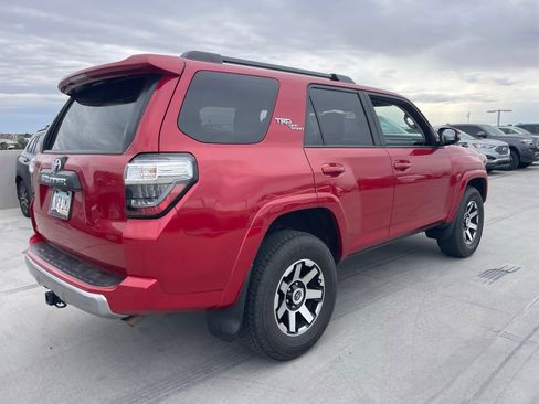 Used 2024 Toyota 4Runner TRD Off-Road Premium image 3