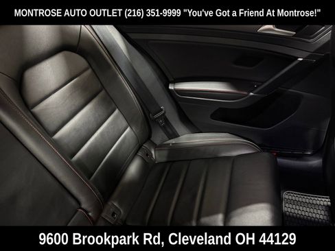 Used 2020 Volkswagen GTI SE image 32