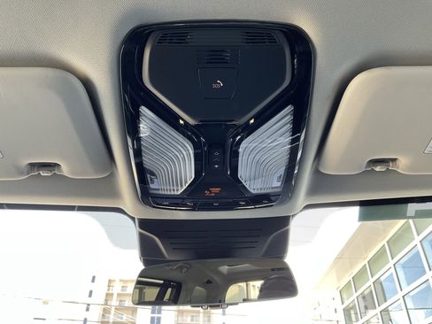 Certified 2024 BMW X7 xDrive40i image 20