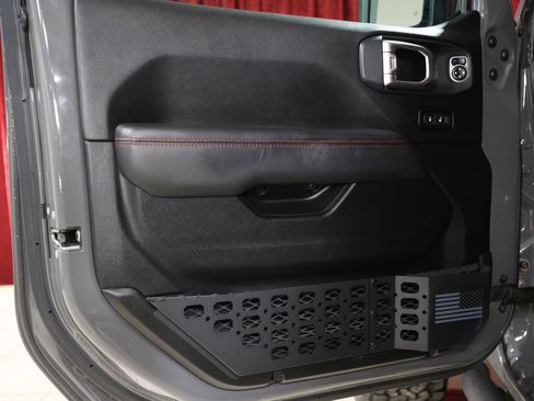 Used 2020 Jeep Wrangler Unlimited Rubicon AWD/4WD image 11