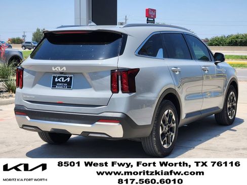 New 2026 Kia Sorento S w/ S Panoramic Sunroof Package FWD image 3