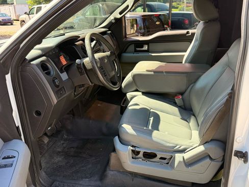 Used 2014 Ford F150 XL w/ Equipment Group 101A Mid RWD image 10