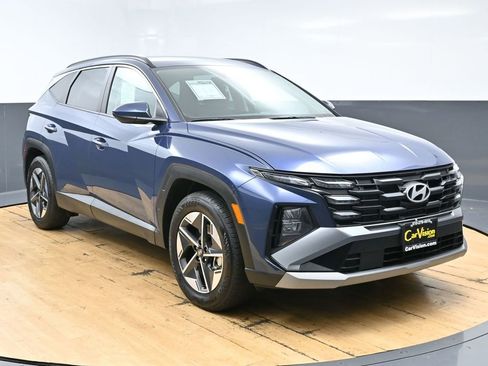 Used 2025 Hyundai Tucson SEL FWD image 3