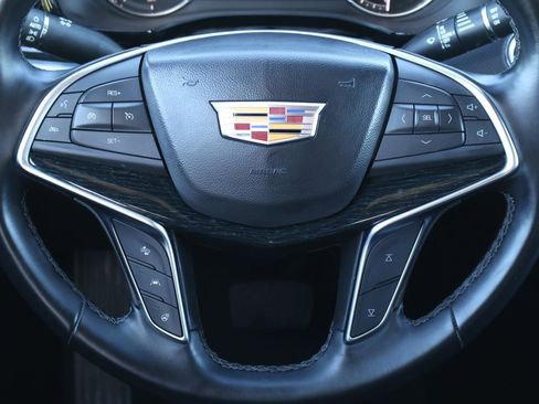 Certified 2025 Cadillac XT5 Premium Luxury image 13