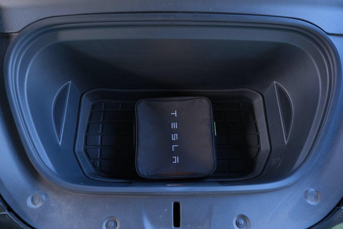 Used 2022 Tesla Model Y Performance AWD/4WD image 35