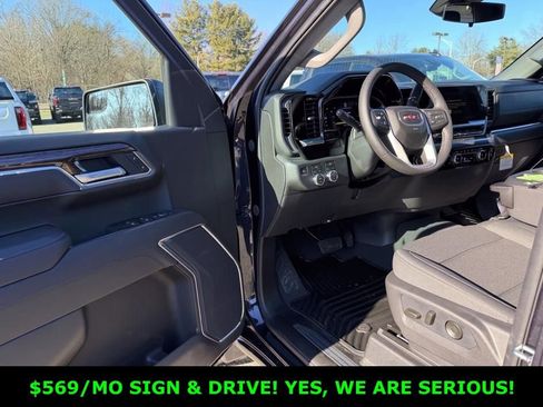 New 2026 GMC Sierra 1500 Elevation image 14