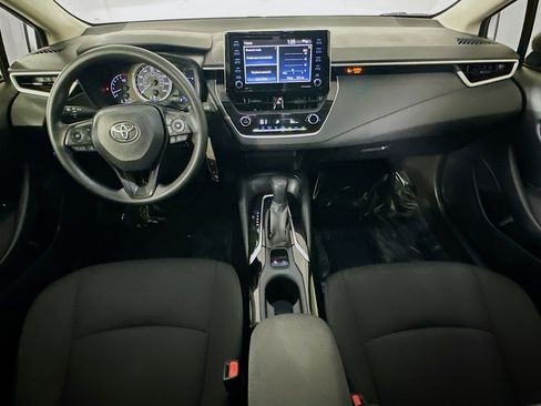 Used 2021 Toyota Corolla LE FWD image 26