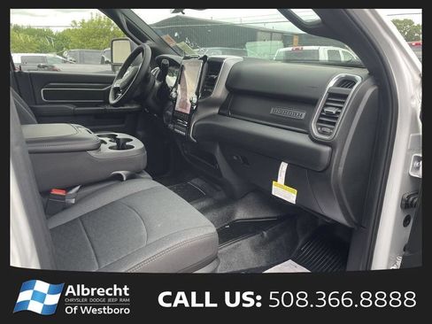 New 2026 RAM 3500 Big Horn AWD/4WD image 16