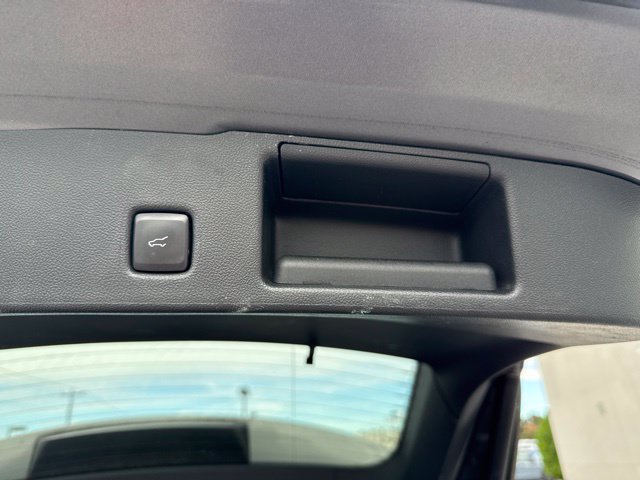 Used 2022 Ford Escape SEL w/ SEL Stealth AWD Package image 10