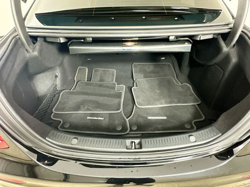 Certified 2018 Mercedes-Benz E 400 4MATIC Sedan image 32