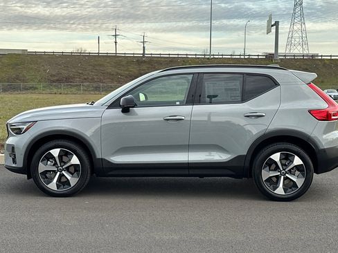 New 2026 Volvo XC40 B5 Plus w/ Protection Package Premier image 6