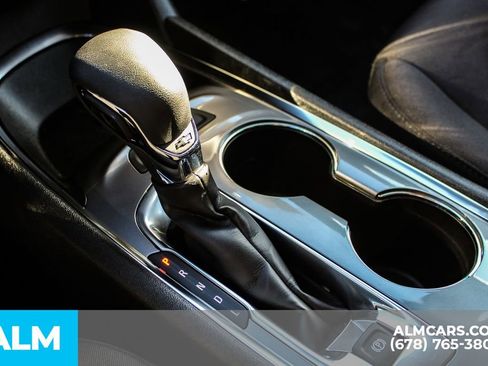 Used 2023 Chevrolet Malibu LT image 37