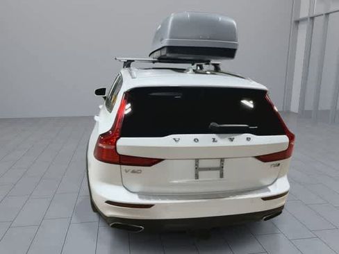 Used 2020 Volvo V60 T5 Cross Country w/ Protection Package Premier AWD/4WD image 7