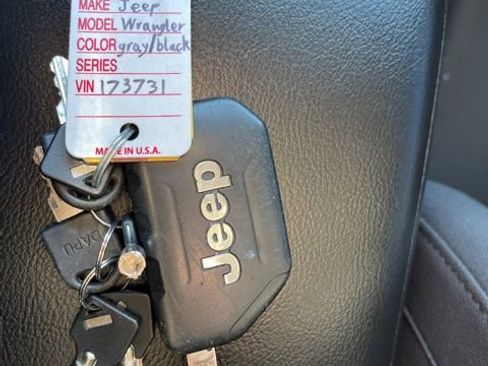 Used 2018 Jeep Wrangler Unlimited Sport AWD/4WD image 44
