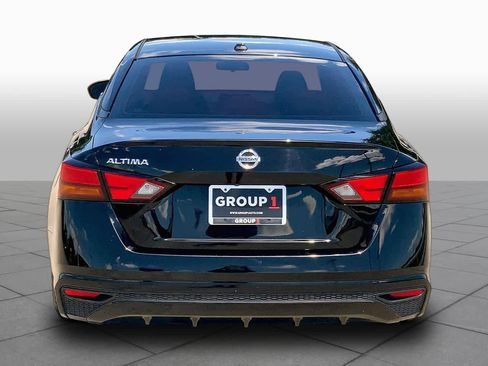 Used 2020 Nissan Altima 2.5 S FWD image 5