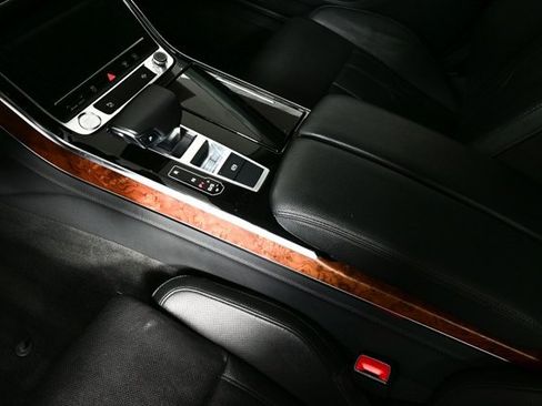 Used 2019 Audi A8 L 3.0T w/ Executive Package image 18